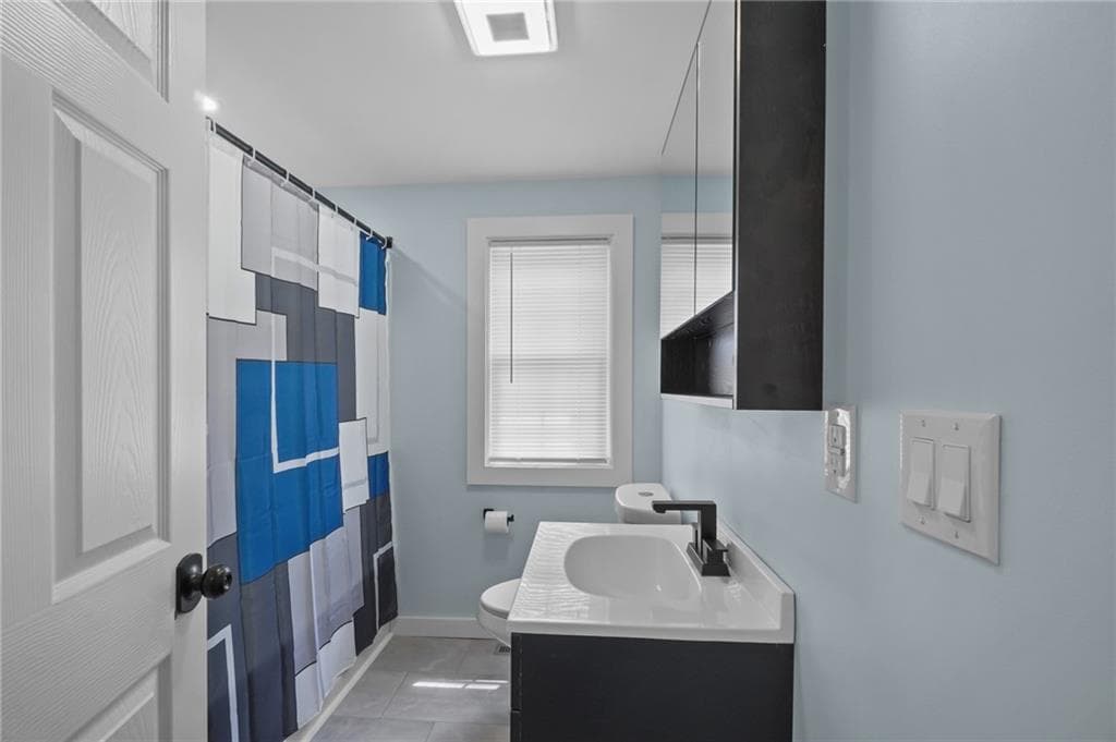 Single Family Residence at 95 Harmony Court, Warwick, photo 15 of 44