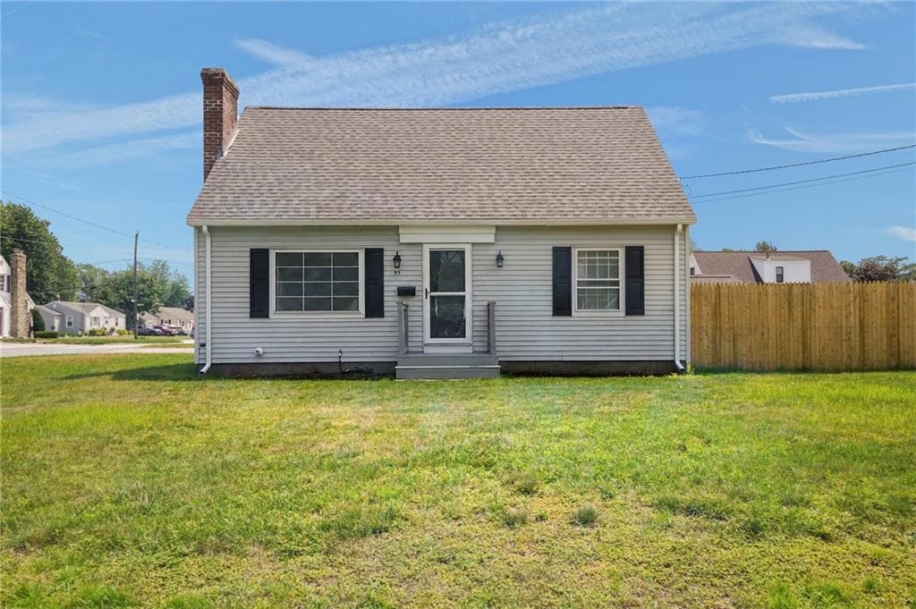 Single Family Residence at 95 Harmony Court, Warwick, photo 40 of 44