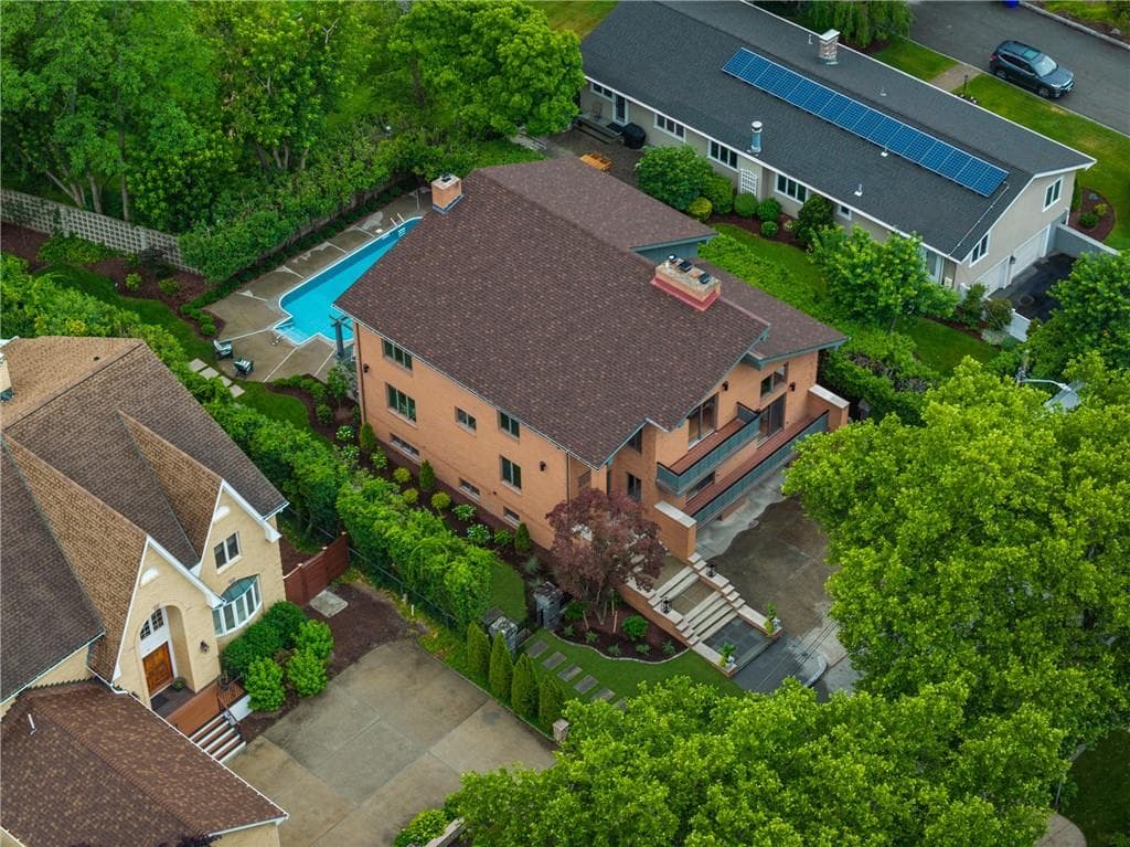 14 Maxcy Drive photo 37
