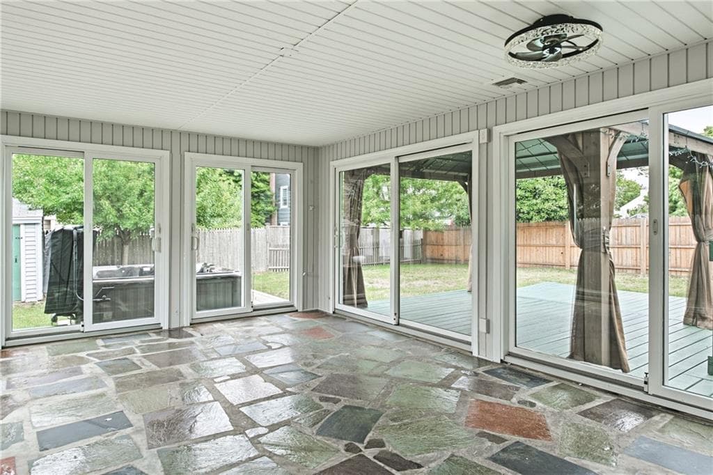 26 Tryon Avenue photo 21
