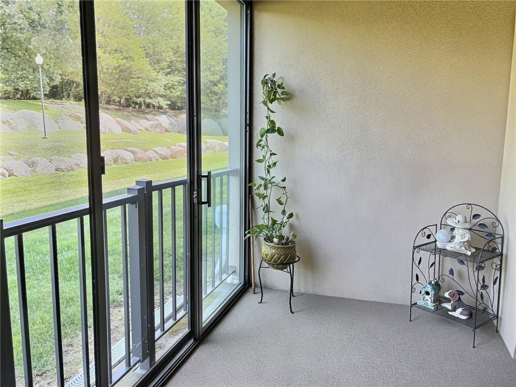 650 East Greenwich Avenue UNIT 7109 photo 7