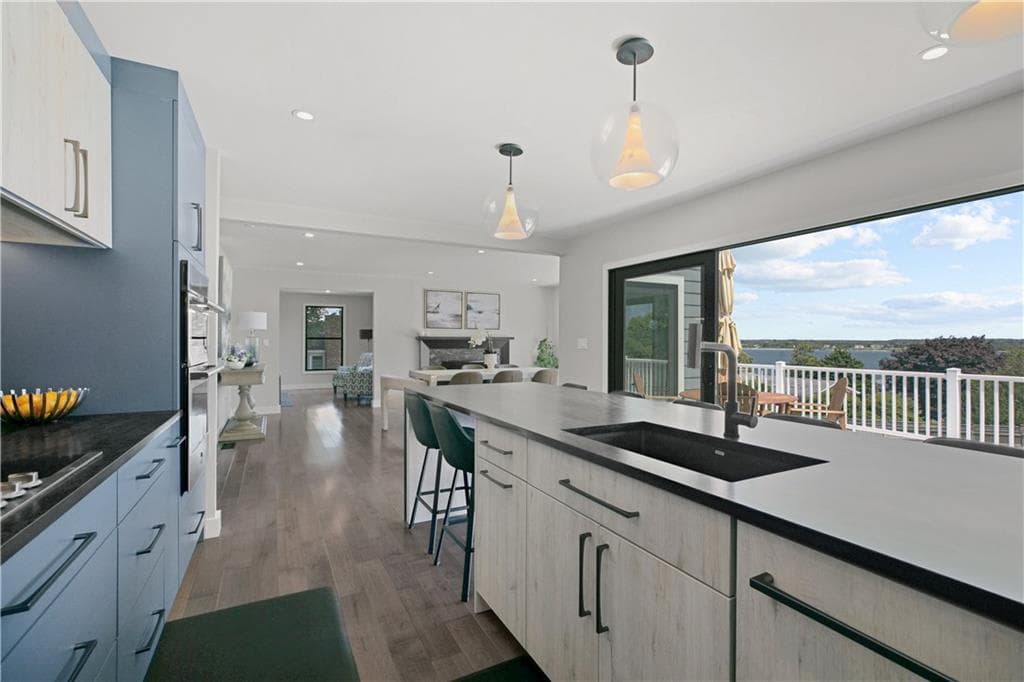 259 Taylor Road photo 13