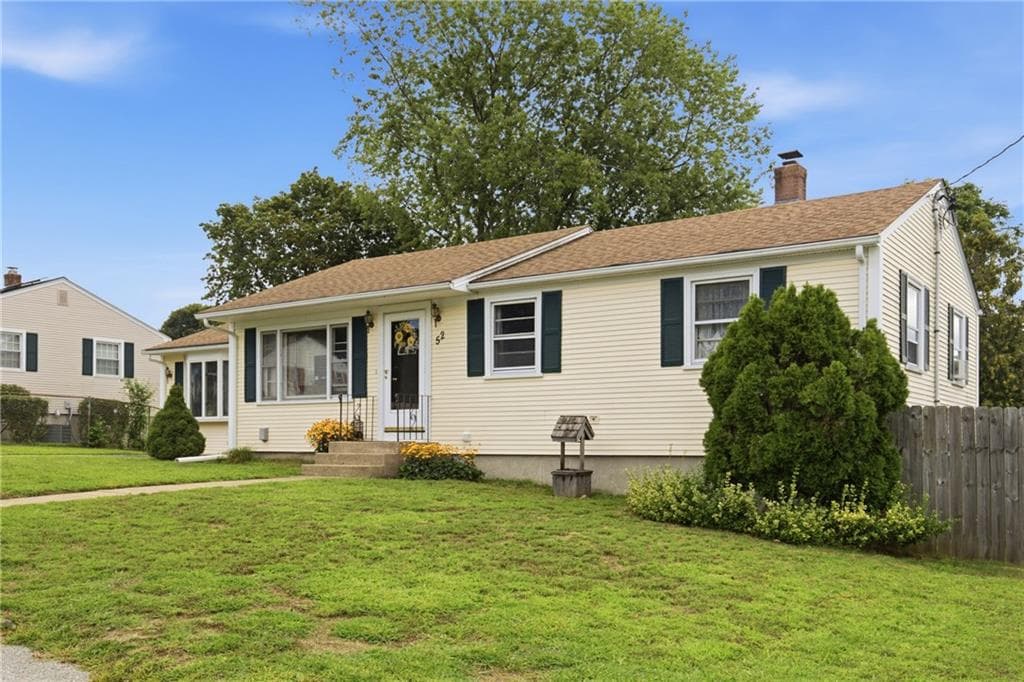 52 FAIRGREEN Drive photo 23