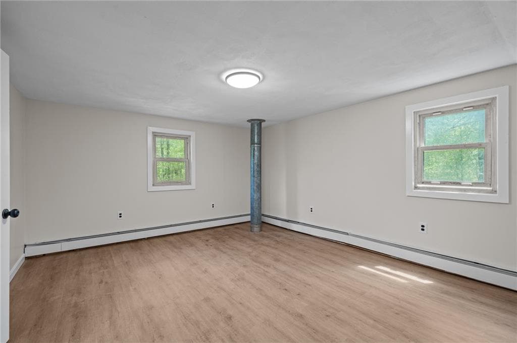 30 Hollywood Avenue photo 28
