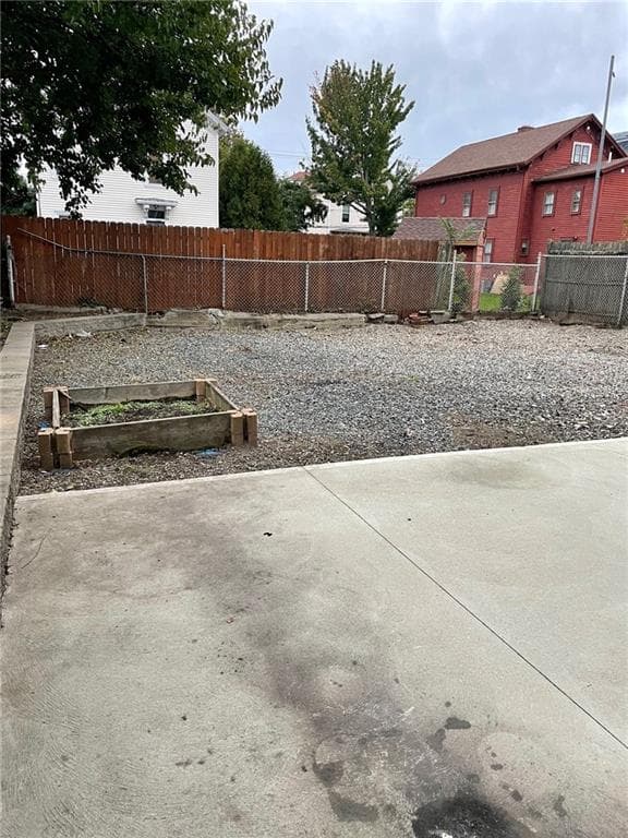 116 Vinton Street photo 42