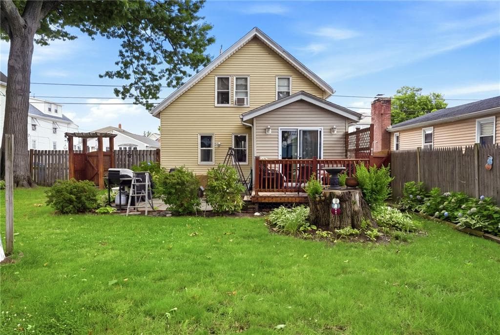 106 Samuel Avenue photo 2