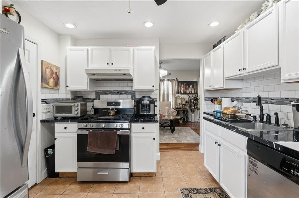 106 Samuel Avenue photo 9