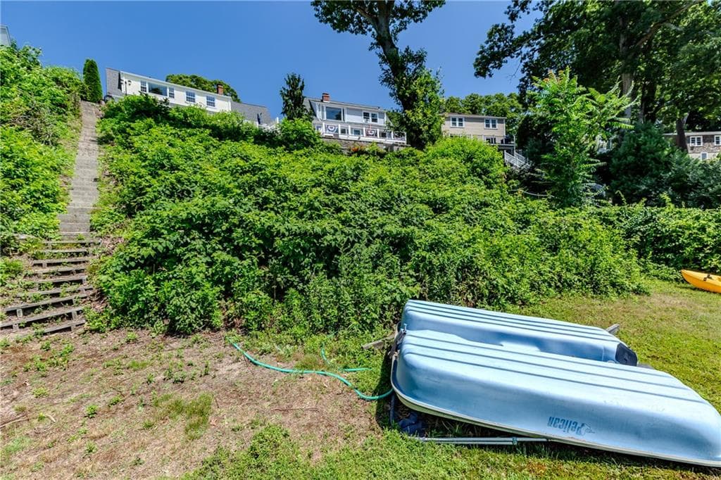 303 Gorton Lake Boulevard photo 49