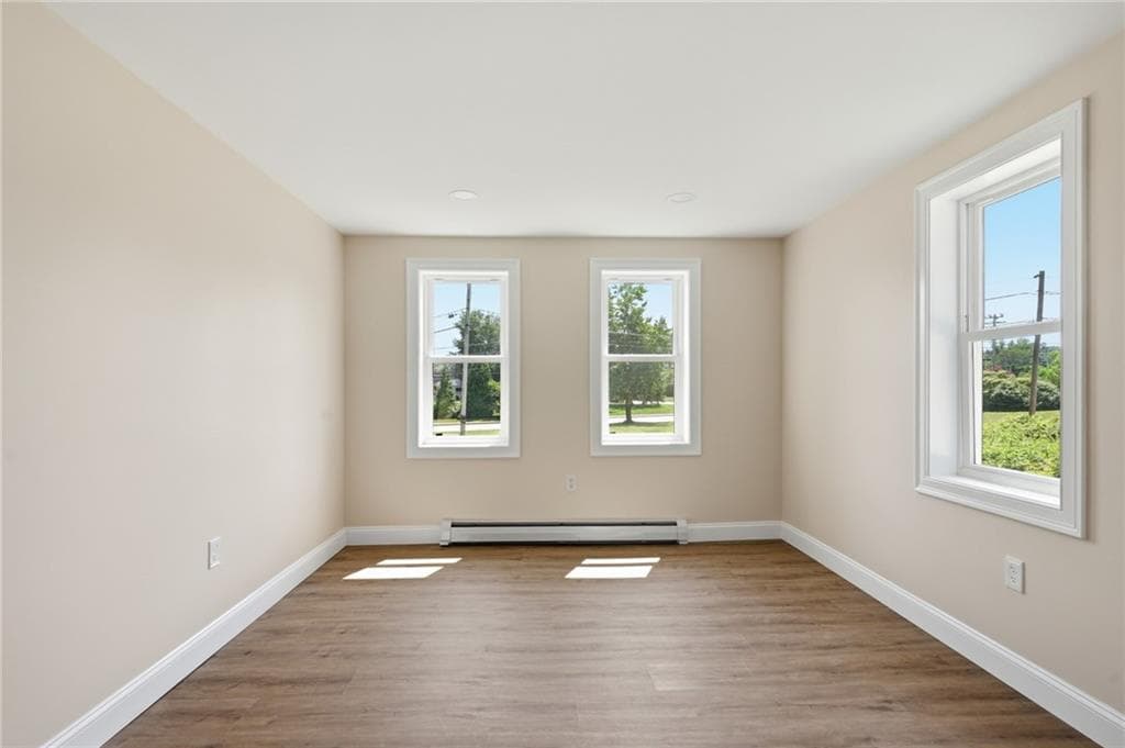 533 Scituate Avenue photo 16