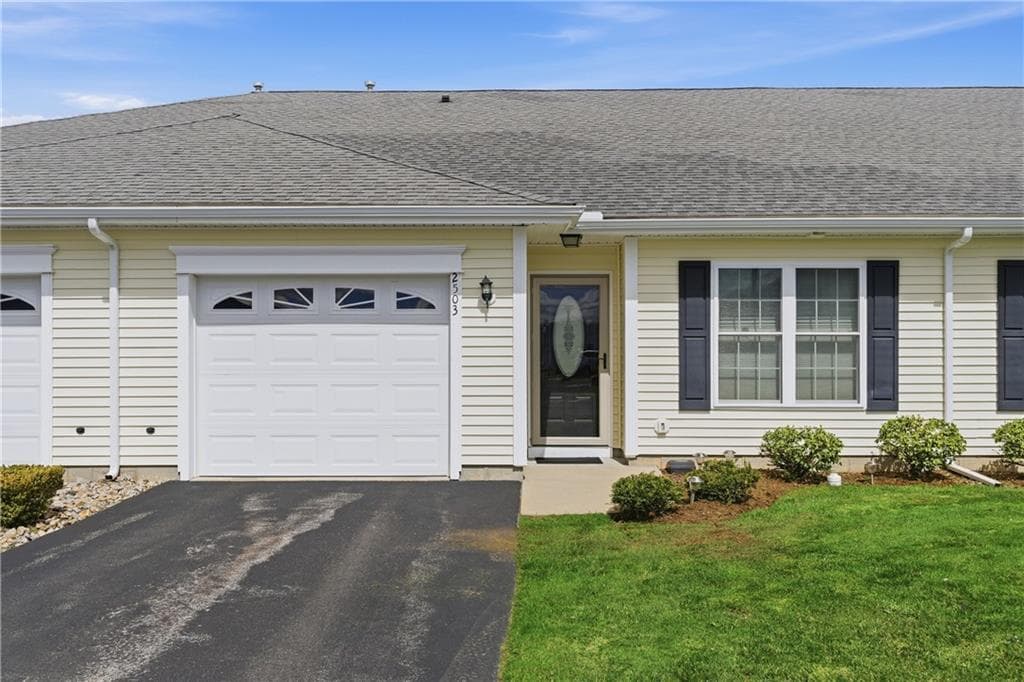 2503 Village Green Circle