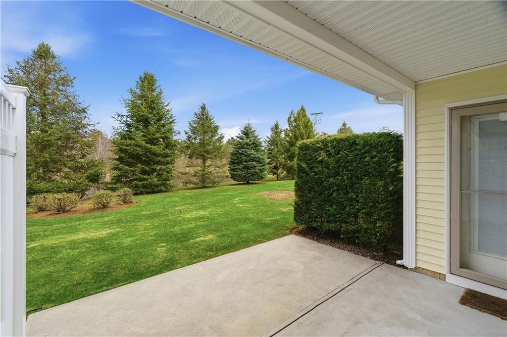 2503 Village Green Circle photo 20