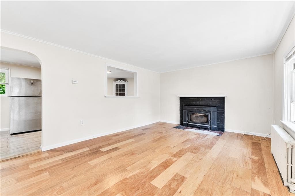 11 Sunset Avenue photo 6