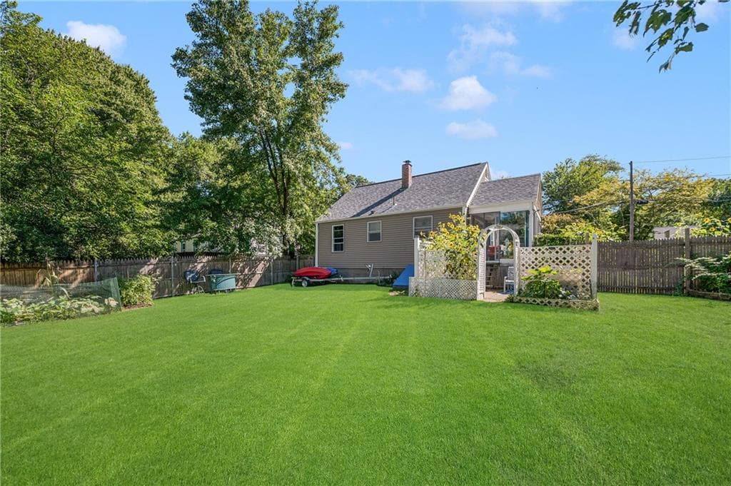 Single Family Residence at 52 TwinLeaf Trail, Narragansett, photo 24 of 27
