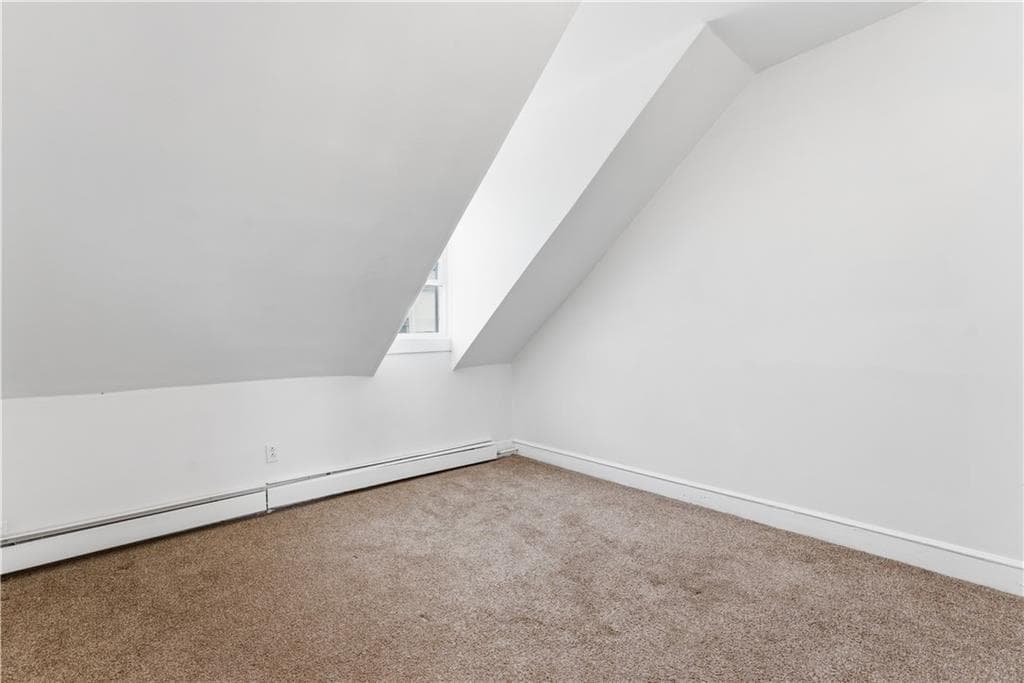 133 135 Ontario Street photo 18