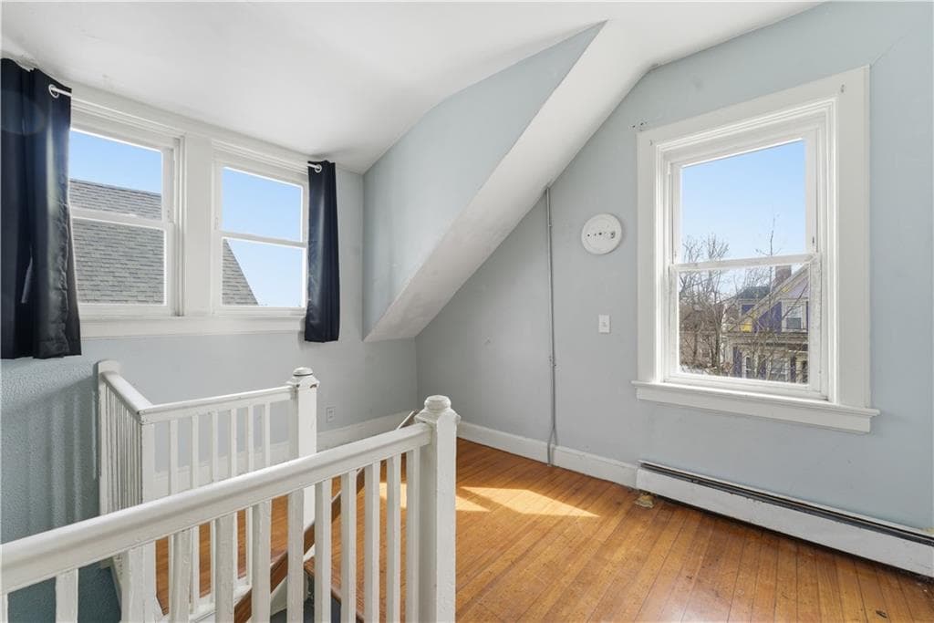 133 135 Ontario Street photo 11