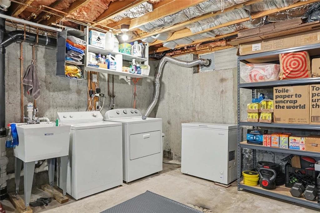 70 Oak Street UNIT B photo 36