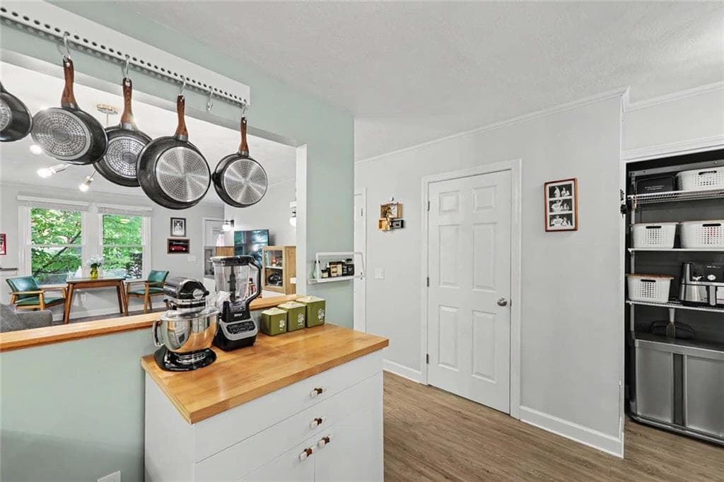 70 Oak Street UNIT B photo 15