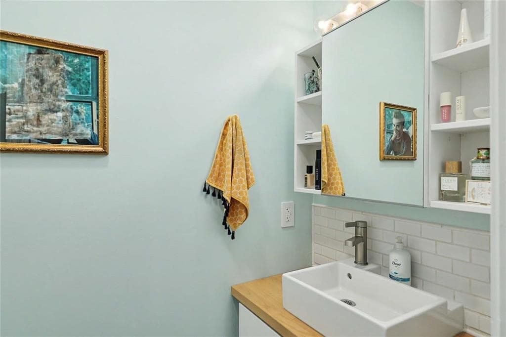 70 Oak Street UNIT B photo 19