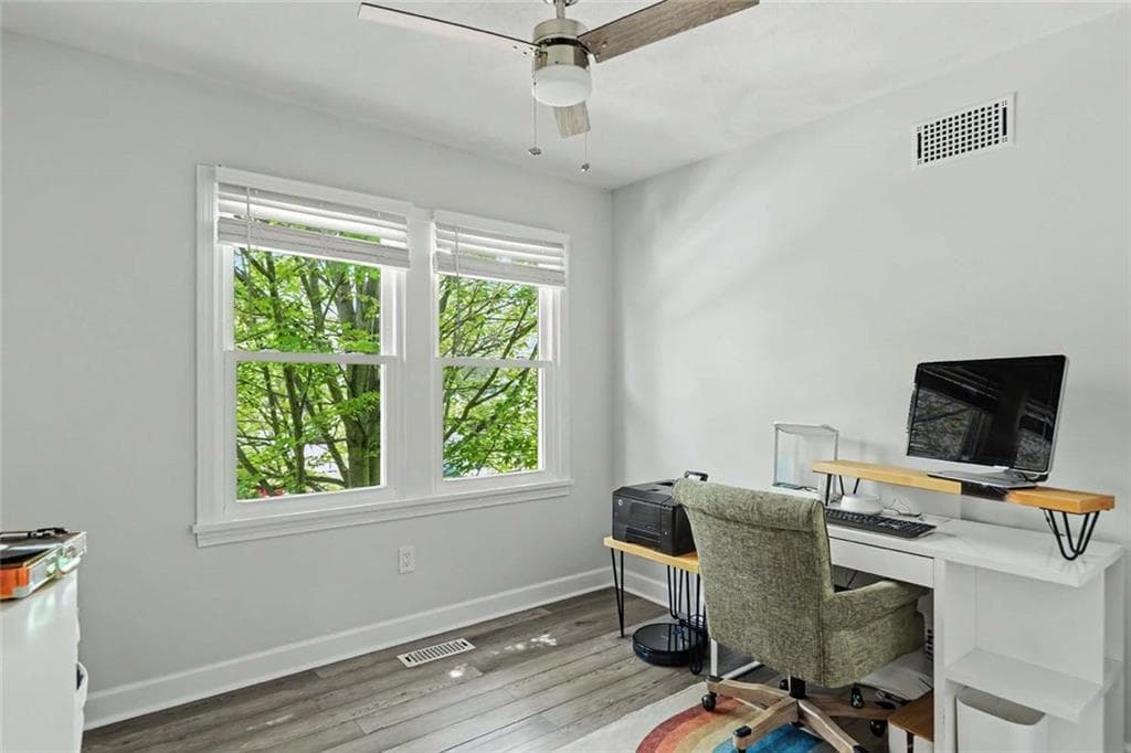 70 Oak Street UNIT B photo 31