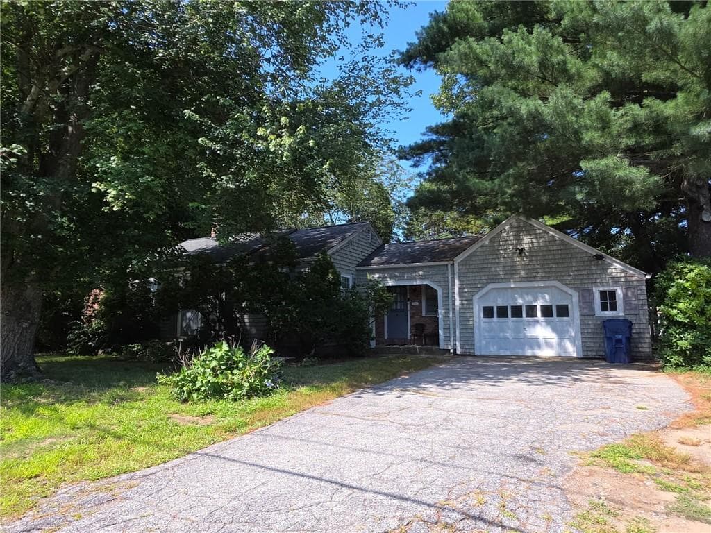 93 South Pierce Road