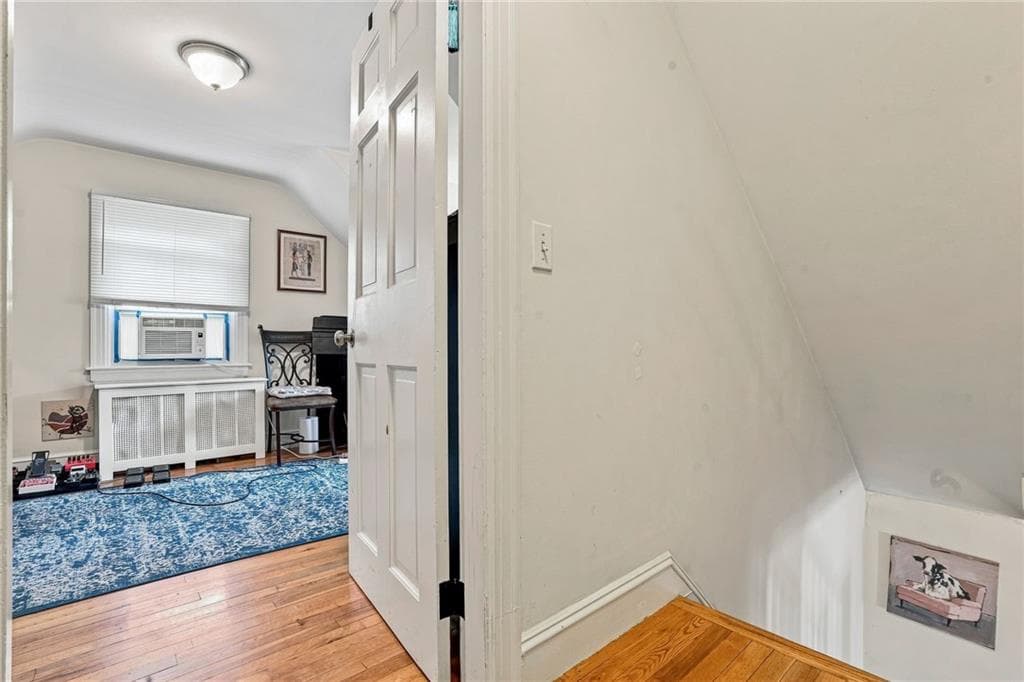 163 Isabella Avenue photo 12