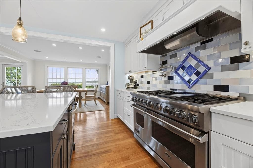 190 Ferry Road photo 13