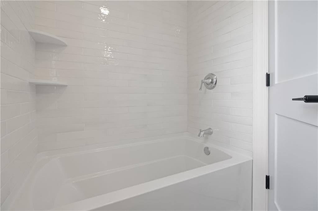 77 Croade Street photo 23