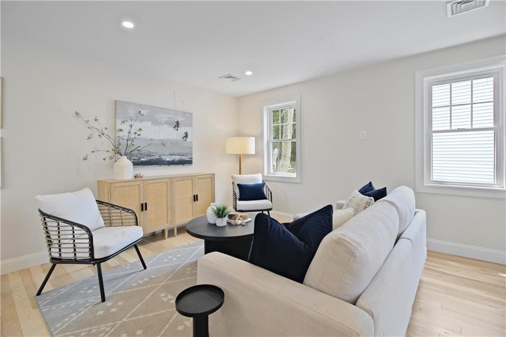 77 Croade Street photo 13