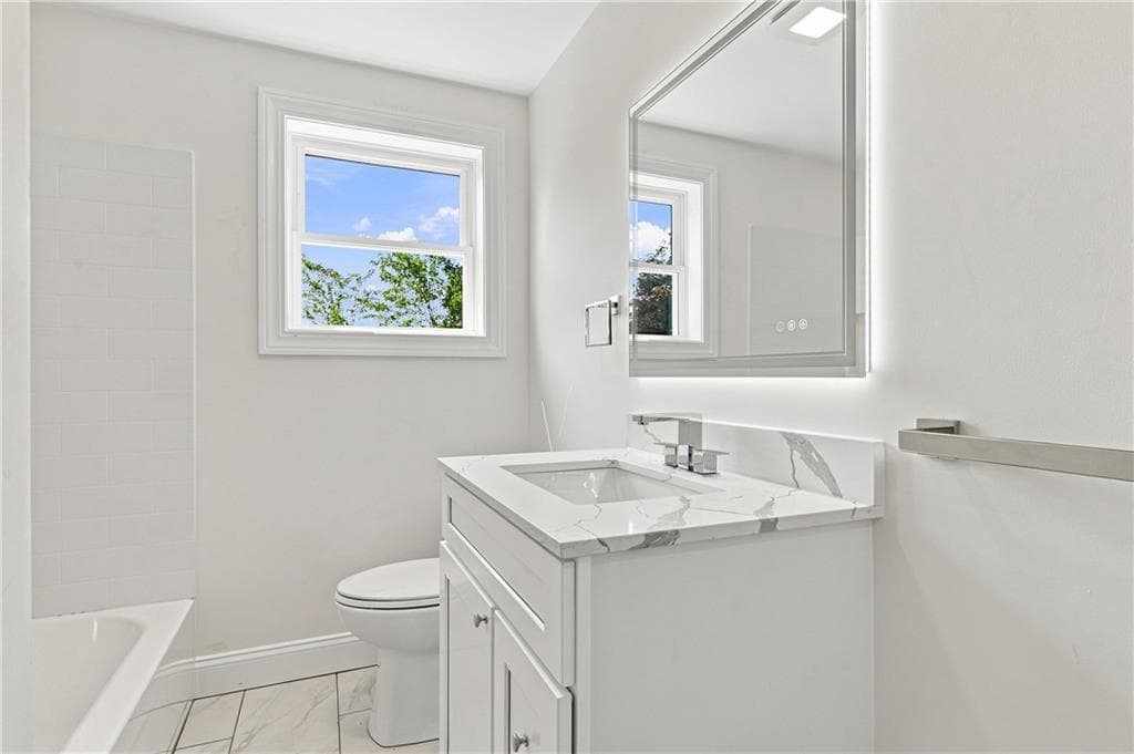 38 Winsor Street photo 6