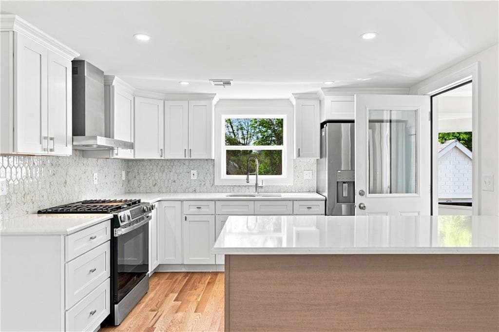 38 Winsor Street photo 28