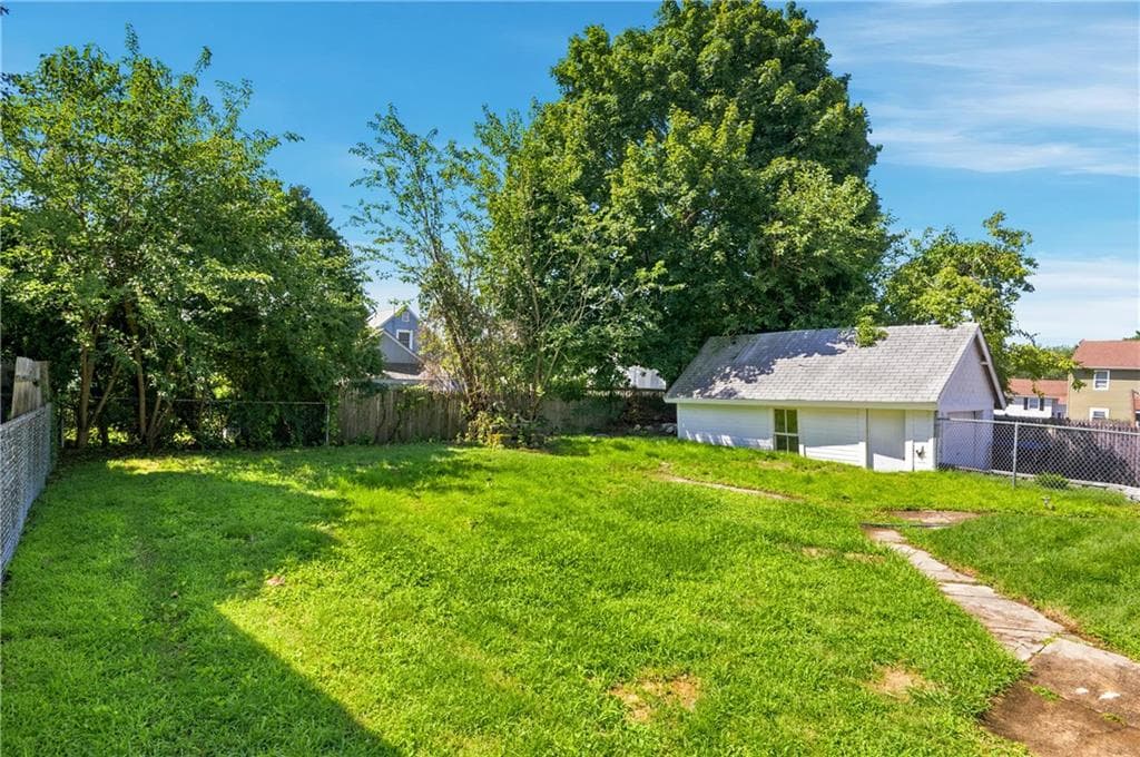 38 Winsor Street photo 39