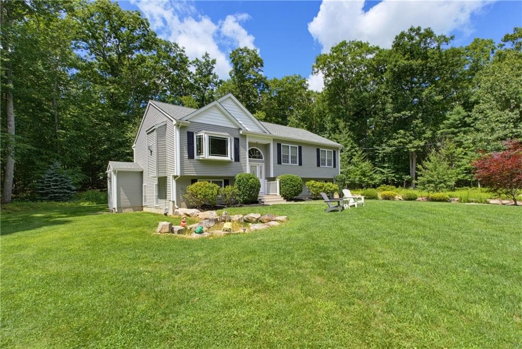 102 Bramble Bush Road photo 5