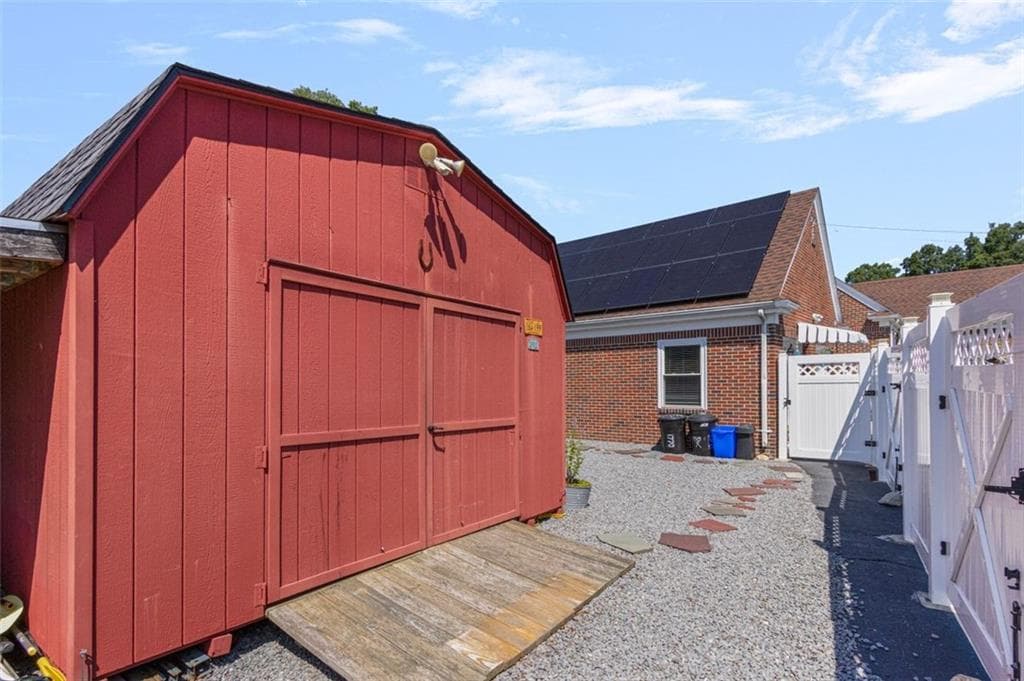 1770 Atwood Avenue photo 48