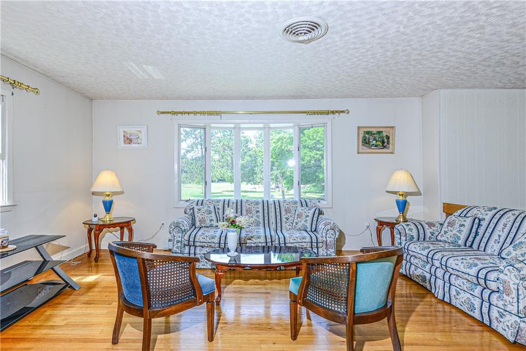 45 North Avenue photo 11