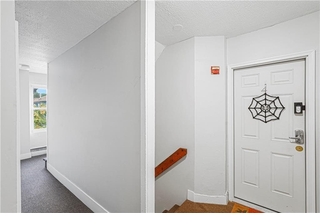 82 Pond Street photo 12