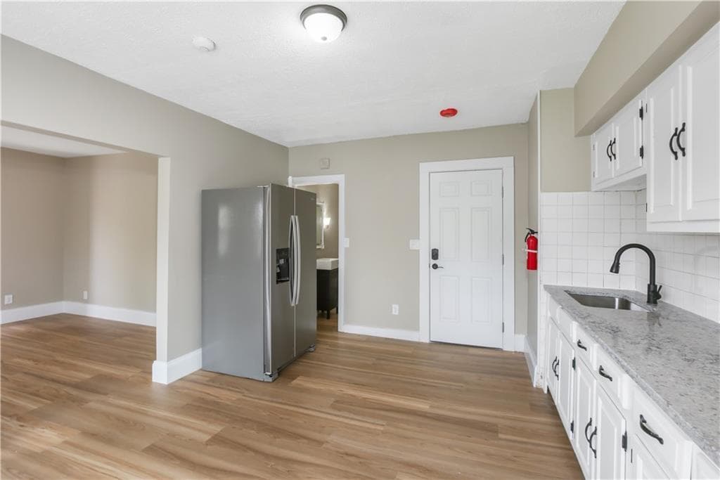 82 Pond Street photo 15