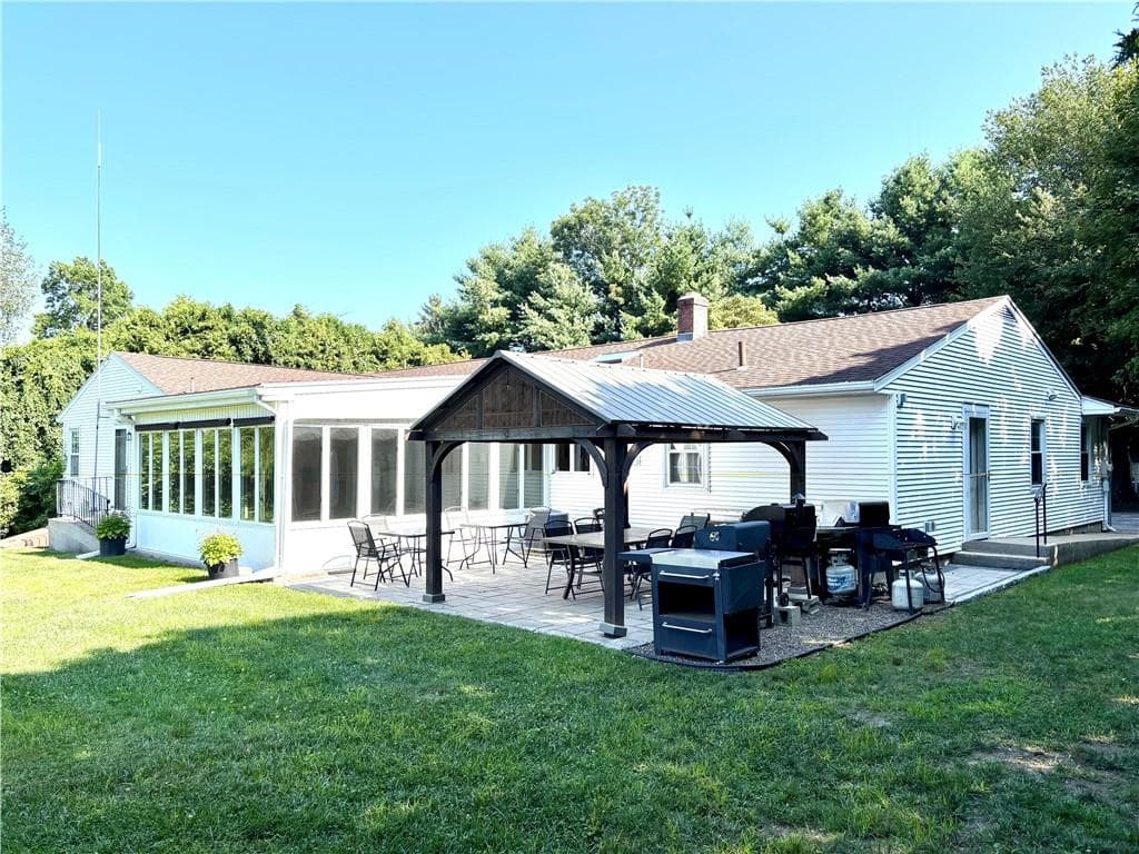 55 Nightingale Avenue photo 5