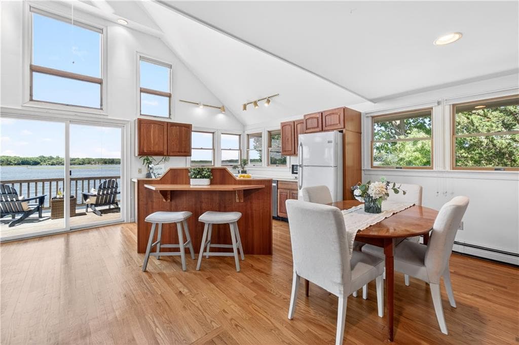 63 Teed Avenue photo 9