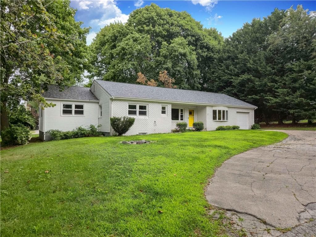 278 Green End Avenue
