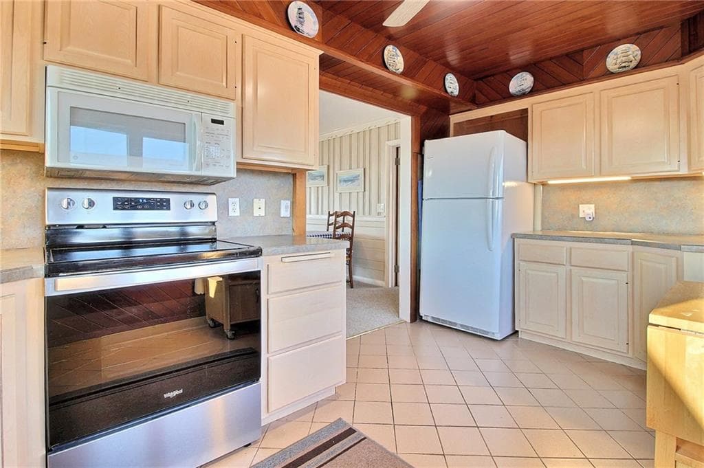 635 Atlantic Avenue photo 14