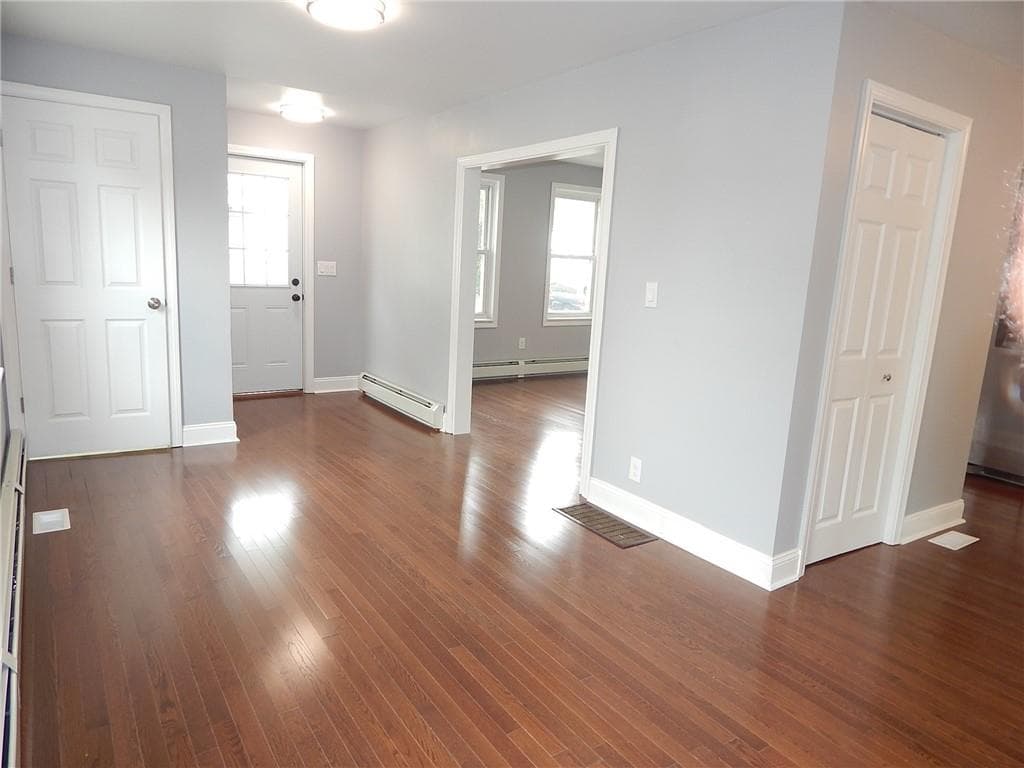52 Hillwood Street photo 12