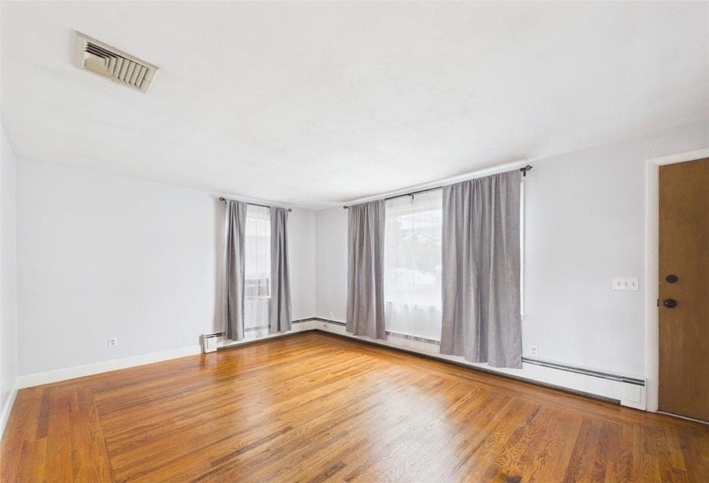 89 Sharon Street photo 13