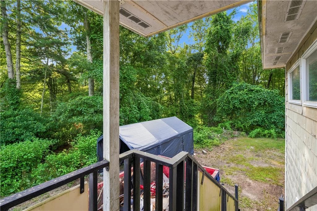 Single Family Residence at 20 Colonial Village Road, Hopkinton, photo 12 of 42