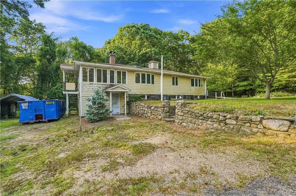 Single Family Residence at 20 Colonial Village Road, Hopkinton, photo 9 of 42
