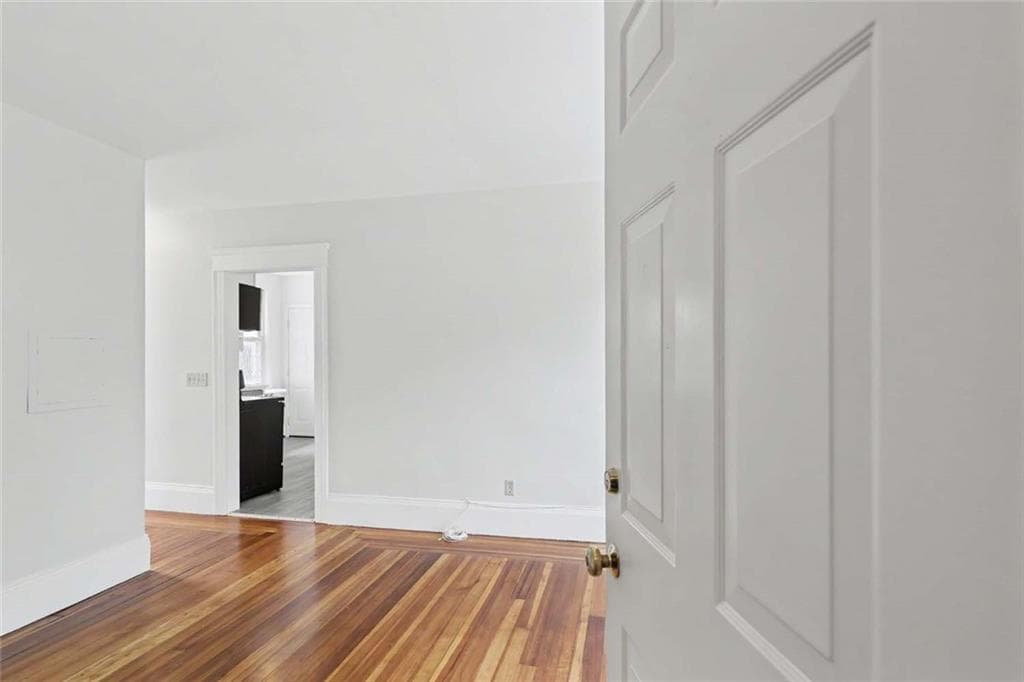 543 Lloyd Avenue UNIT 5 photo 5