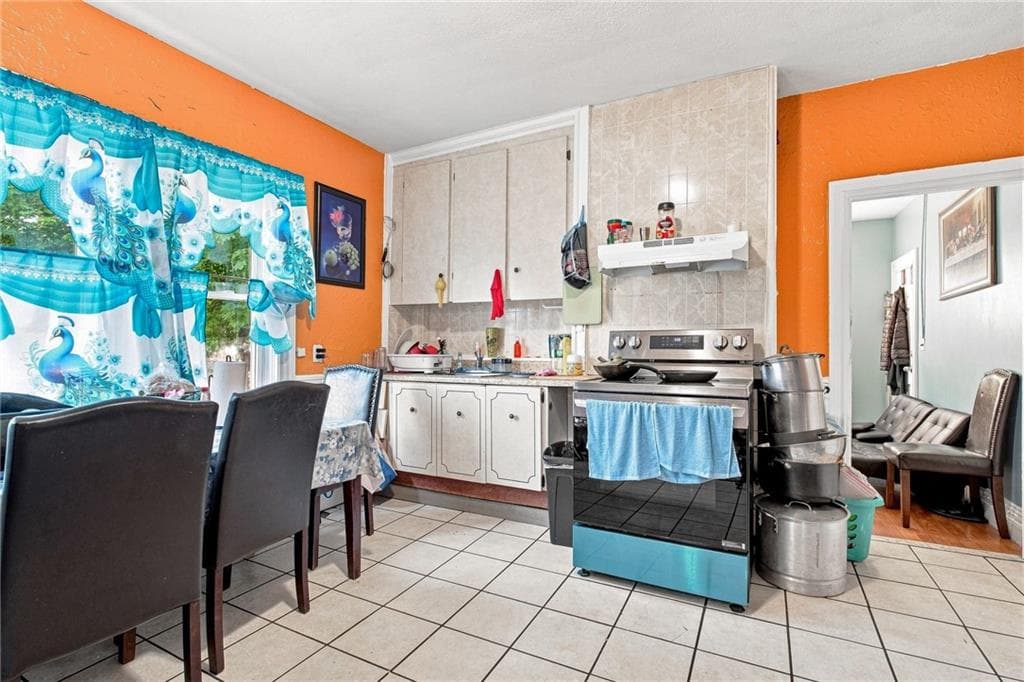 101 River Avenue photo 3
