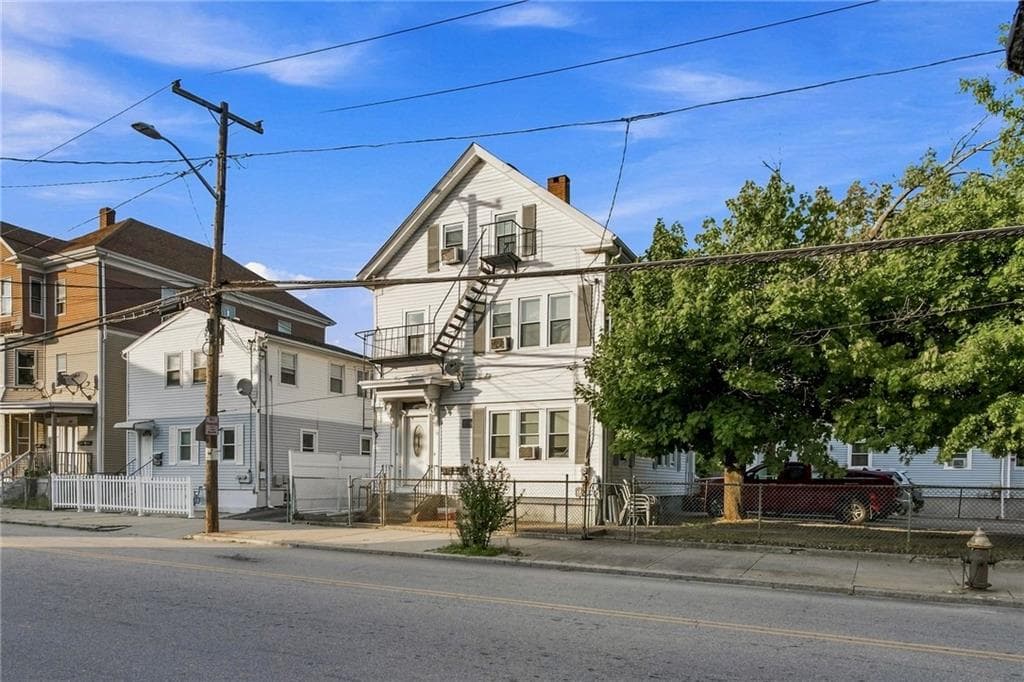 101 River Avenue photo 37