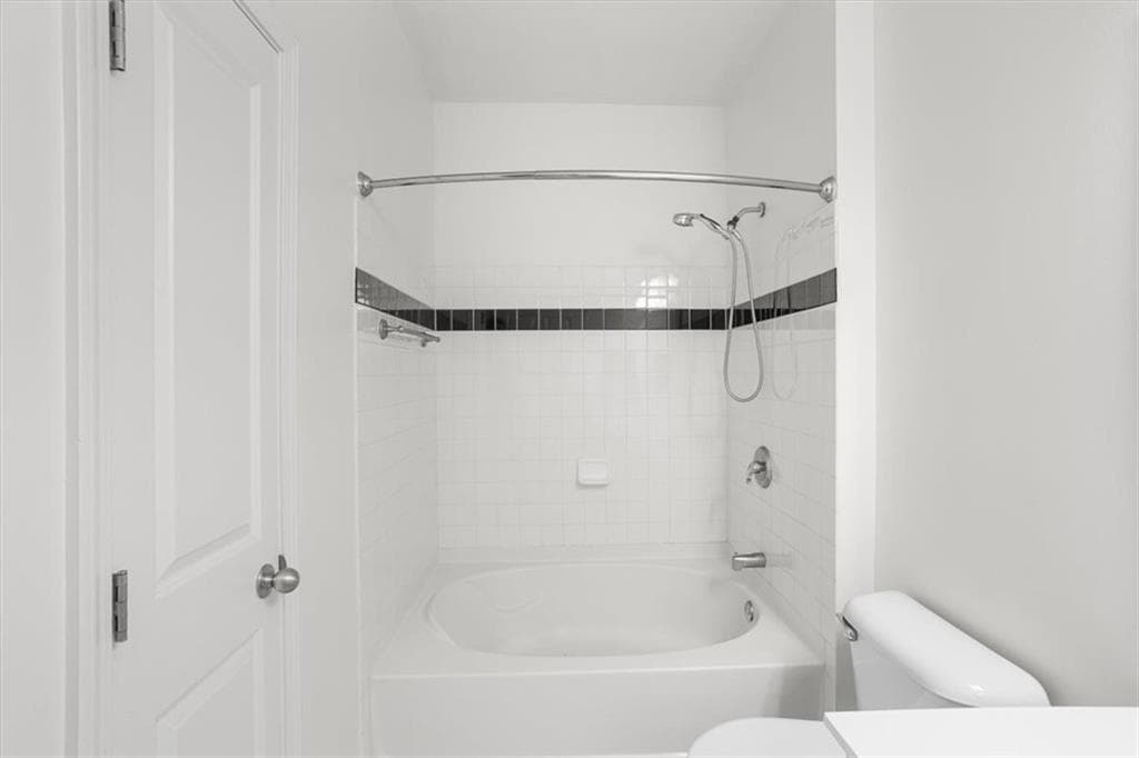 1000 Providence Place UNIT 114 photo 29