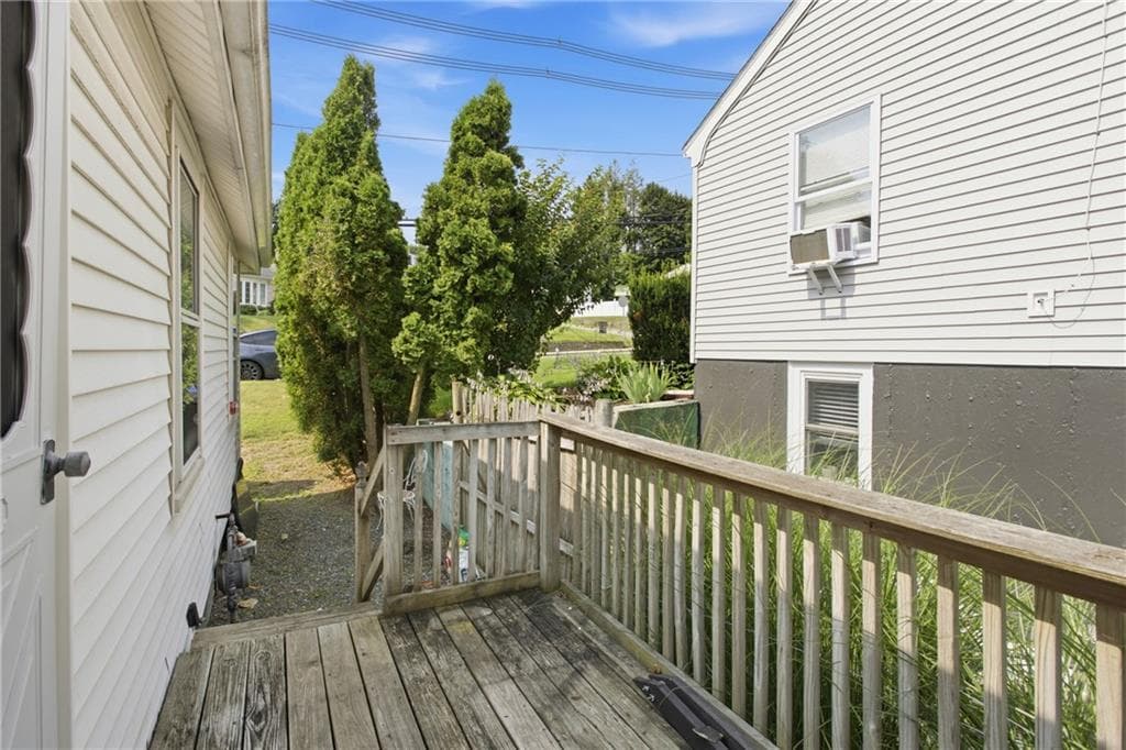 43 Sunset Avenue photo 23