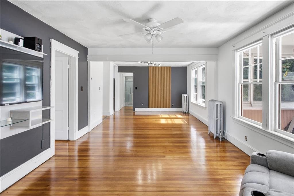 43 Sunset Avenue photo 5